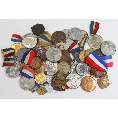 1667 - Coronation, Jubilee etc, commemorative medals, Queen Victoria onwards, white metal, a few plastic, g... 