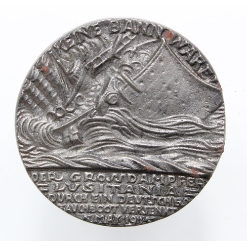 1698 - Lusitania medallion May 1915