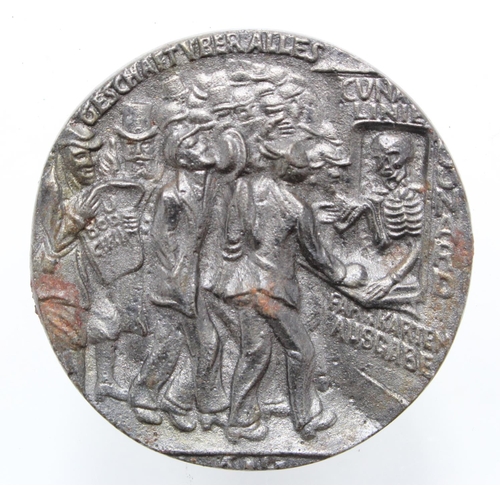 1698 - Lusitania medallion May 1915