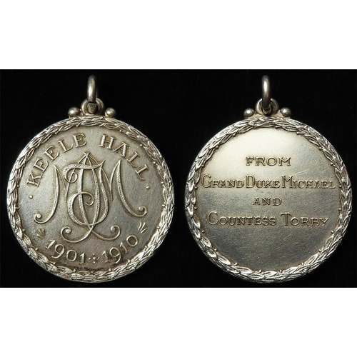 1737 - Russian (Imperial) related silver medal Keele Hall, 1901-1910, 34mm in diameter. On the medal it rea... 