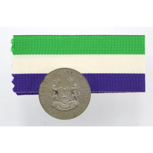 565 - EIIR Sierra Leone Independence medal 27th April 1961, unmounted