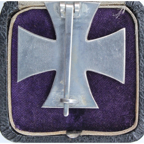 863 - Imperial German WW1 1914 Iron Cross 1st class a private purchase one piece example in fitted case