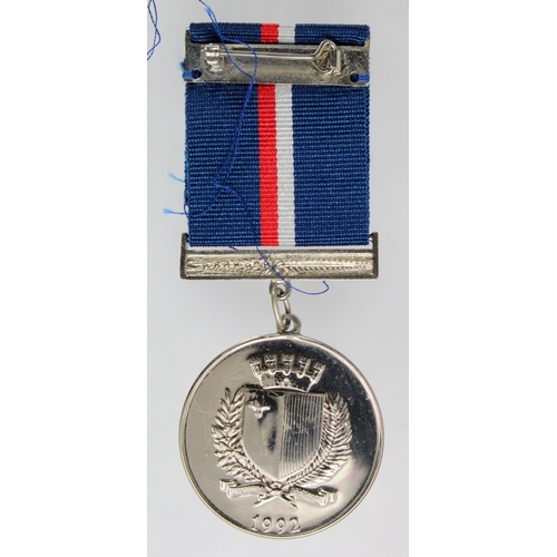 896 - Malta George Cross WW2 50th Anniversary medal.