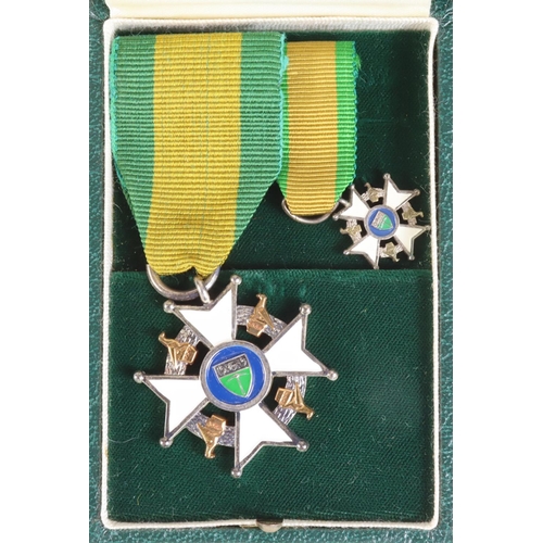 998 - Rhodesian Commander of The Legion of Merit , plus Miniature.  In case.  (2)