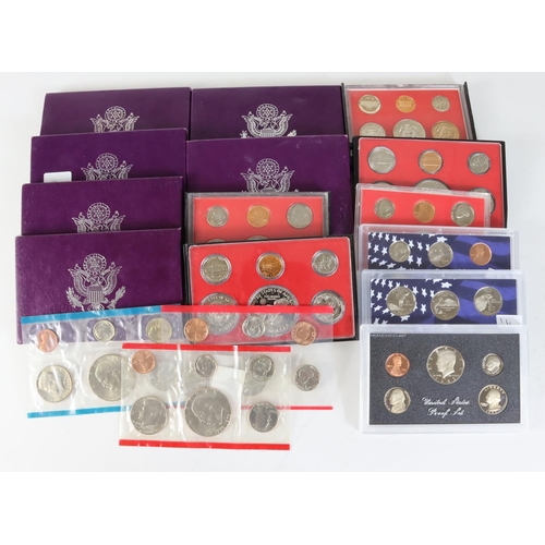 549 - USA Proof and UNC Sets (17)