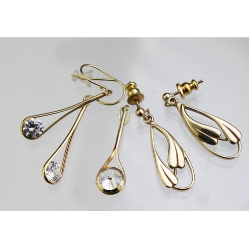 110 - Pair of 9ct yellow gold drop earrings with post and butterfly fittings, weight 4.4g. Suite of 14ct y... 