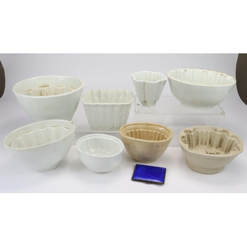 939 - Collection of ceramic jelly moulds. (8)