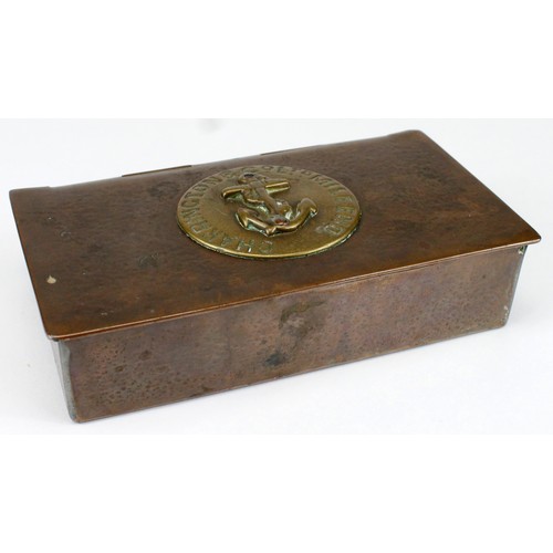 936 - Brewery related - copper Presentation box with a Charrington & Co. Ltd., Mile End, brass Horse Brass... 