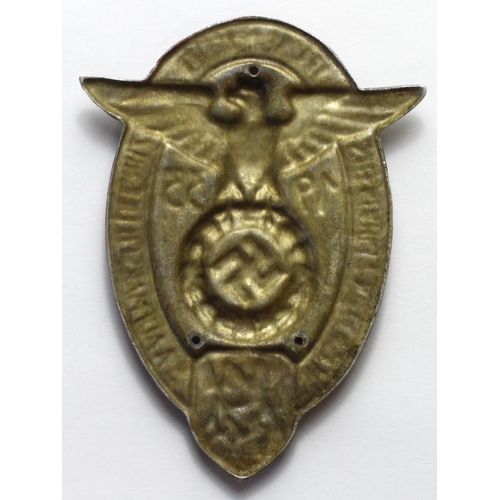 1795 - German 1933 BRAUNEPFIGSTEN rally badge.