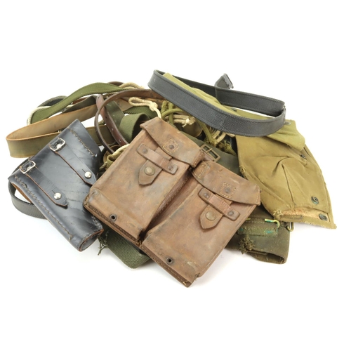 2559 - WW2 Enfield Breech covers x2, quantity of slings and 2x holsters.  (Qty)