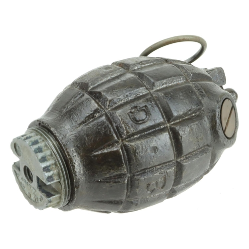 2569 - WW2 mills no 36 hand grenade nice clean example, deactivated.