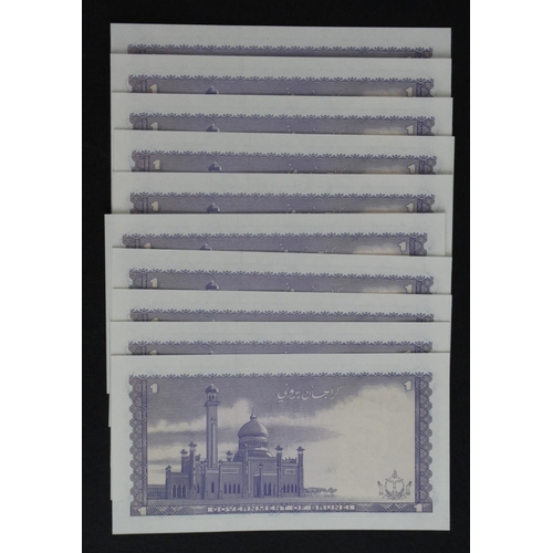 513 - Brunei 1 Ringgit (10) dated 1988, a consecutively numbered run of 10 notes, serial A/37 134651 - A/3... 