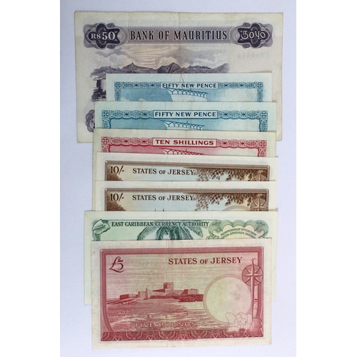 931 - World, British Commonwealth and GB (8), a group of Queen Elizabeth portrait notes all with the desir... 