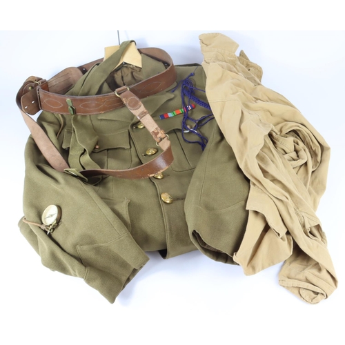 1621 - WW2 Royal Artillery officers uniform jacket, trousers, hat, Sam brown complete with all its correct ... 