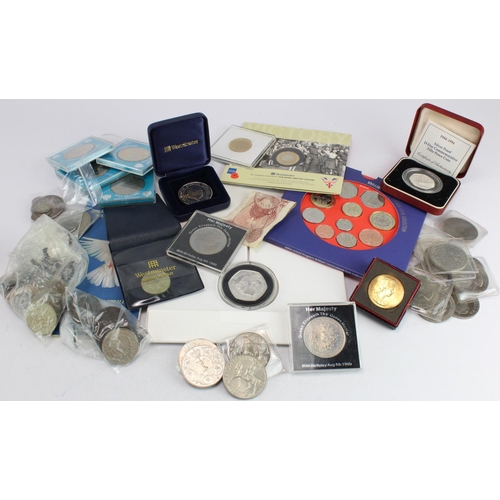 2286 - GB coins, crowns, commemoratives, sets and a few world coins, quantity in a box, silver noted.