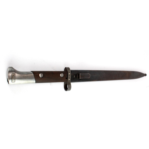 72 - Czechoslovakian Mauser Bayonet with metal scabbard. Blade stamped 'CSZ V'. Handle stamped '31'. Scab... 