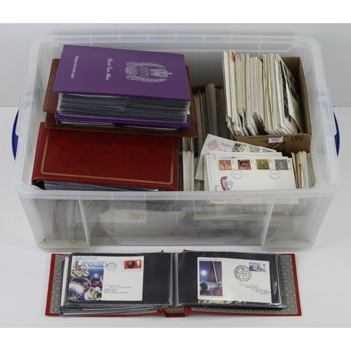 446 - Extremely large GB FDC collection housed in several albums and loose, in a large plastic crate. Mid ... 