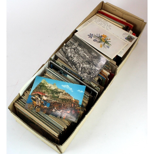 542 - Moderns, various ages, sizes & subjects, in very large box, together with snapshot booklets (approx ... 