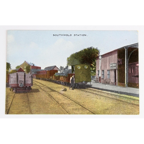 561 - Railway Station postcard. Southwold Station Suffolk (interior, with train), Station closed in 1929, ... 