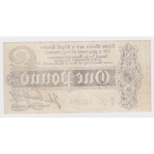 21 - Bradbury 1 Pound issued 1914, Royal Cypher watermark, serial E/9 003092 (T3.3, Pick347) tiny edge ni... 