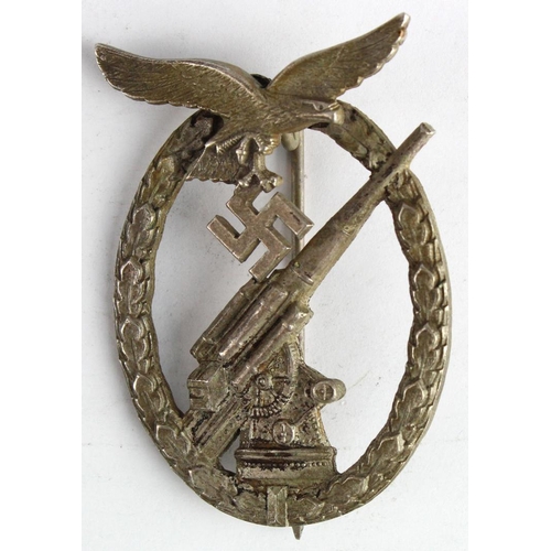 209 - German 3rd Reich Luftwaffe Flak Badge, no makers mark. Nice piece