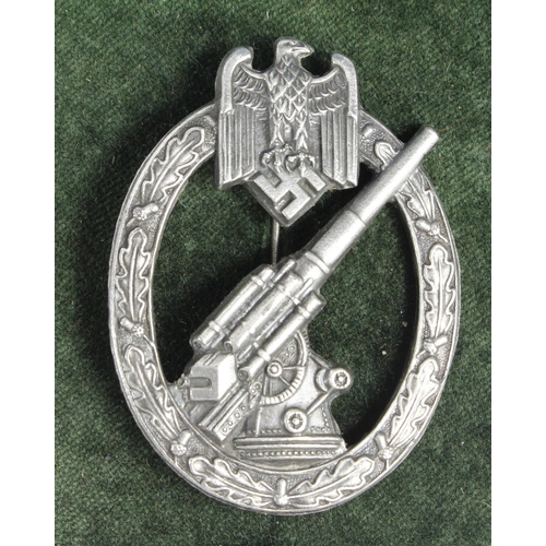 215 - German Army Flak badge in fitted case