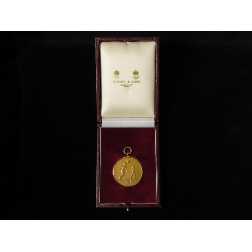 2207 - Rare F.A.Cup Final Runners Up Medal in its original fitted case 