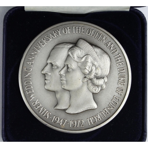 2220 - Silver Wedding Anniversary of the Queen and The Duke of Edinburgh, 1947-1972 silver medal, hallmarke... 