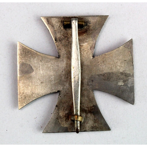 252 - German Iron Cross 1st class, three piece, L/59 maker marked, three piece & magnetic iron core