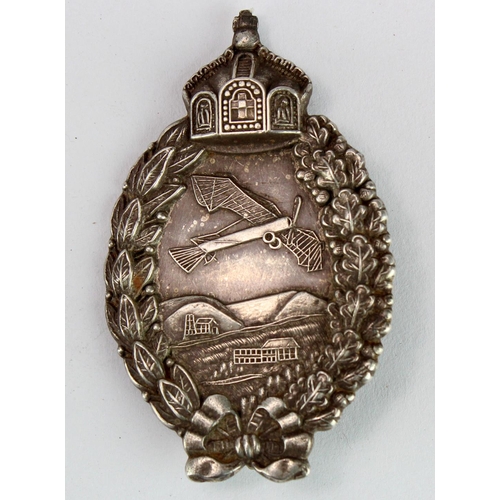 500 - Imperial German Silver Pilots Badge. Hallmarked .800 with a crescent moon and crown.