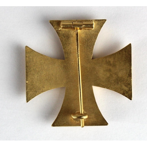 509 - WW1 Imperial German Friedrich Franz 1914 Military Merit Cross 1st Class. Heavily gold plated.