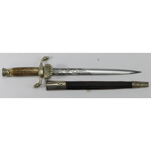 79 - German Hunting dagger Third Reich era (uses Whermacht Officers dagger top pommel) Hubectus Solingen ... 