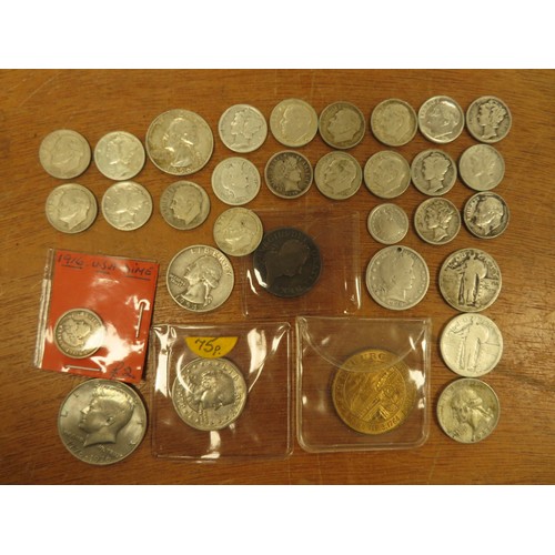 2069 - USA, quantity of mixed coins, sets and silver. Noted: 5x Silver Dollars including Morgan Dollars 188... 