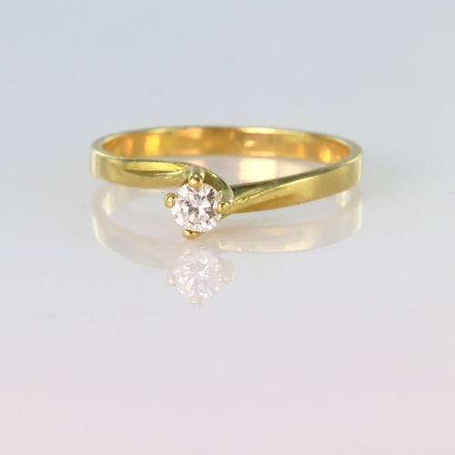 37 - 18ct yellow gold solitaire ring set with a round brilliant cut diamond weighing approx. 0.15ct in a ... 