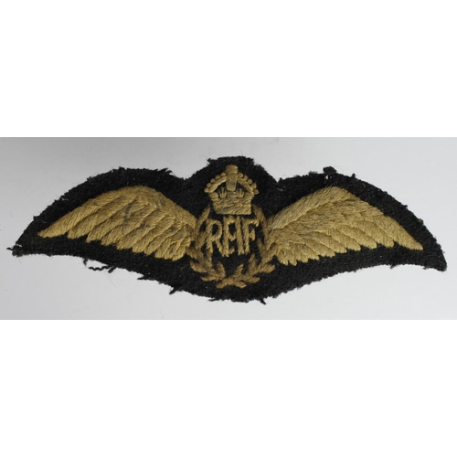 1772 - WW2 Cloth R.A.F Wings.