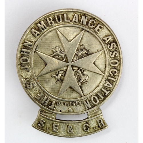 677 - South Eastern & Chatham Railway, white metal, The St. John Ambulance Assoc badge - has 2 lugs to the... 