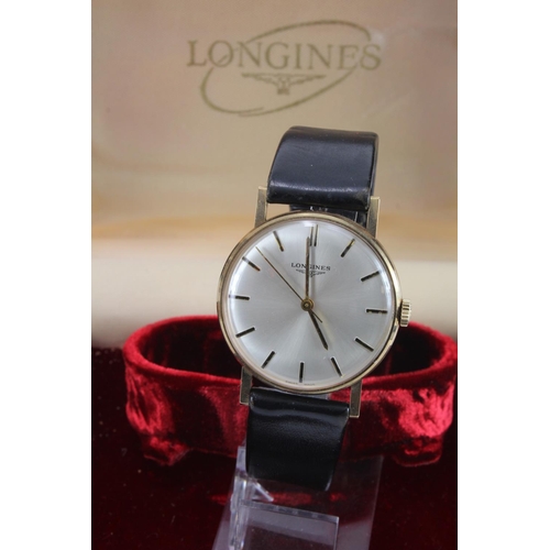 310 - Gents 9ct cased manual wind Longines wristwatch circa 1977. The cream dial with gilt baton markers. ... 