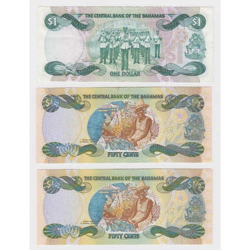 476 - Bahamas (3), a group of REPLACEMENT notes 'Z' prefix, 50 Cents (2) dated 2001, a consecutively LOW n... 