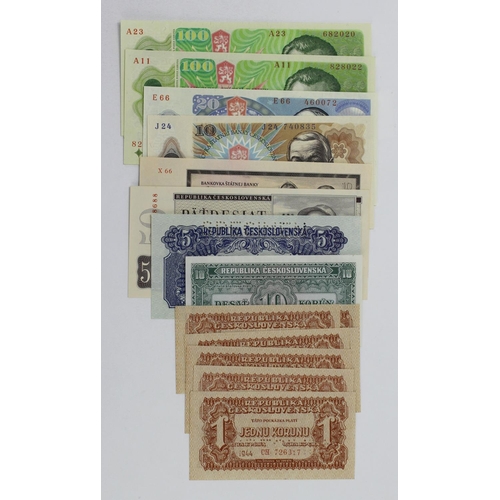 544 - Czechoslovakia (16), a group of Uncirculated notes, 100 Korun (3) dated 1989, 20 Korun dated 1970, 2... 