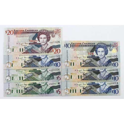 560 - East Caribbean (7), an uncirculated group comprising 20 Dollars issued 1994 (TBB B217k, Pick33k), 10... 