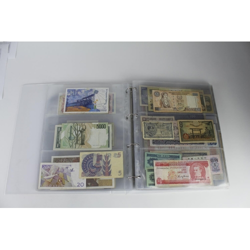 944 - World (139 plus 19 chinese coupons), a collection in album including Portugal 5 Escudos 1919 and 192... 