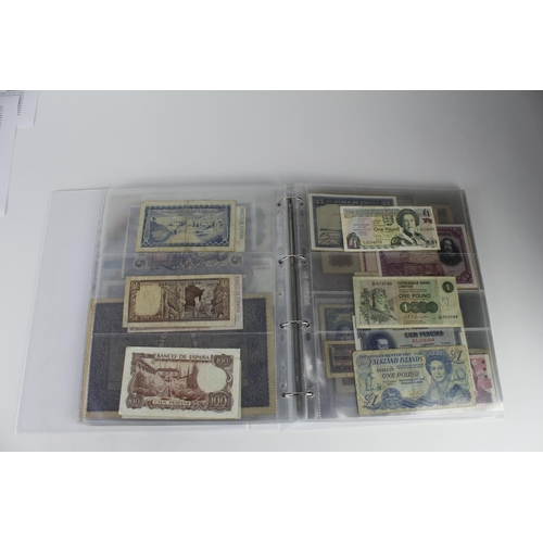 944 - World (139 plus 19 chinese coupons), a collection in album including Portugal 5 Escudos 1919 and 192... 