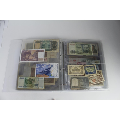 944 - World (139 plus 19 chinese coupons), a collection in album including Portugal 5 Escudos 1919 and 192... 