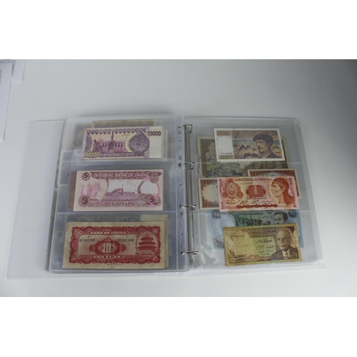 944 - World (139 plus 19 chinese coupons), a collection in album including Portugal 5 Escudos 1919 and 192... 