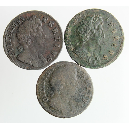 1721 - Farthings (3) William III: 1696 porous GF, 1696 double-struck Fine, and 16?? poor.