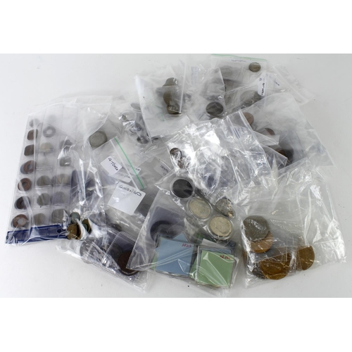 2337 - GB & World Coins (233) 19th-20thC mixed grade including high grade, some silver. Noted: Brazil 20 Re... 