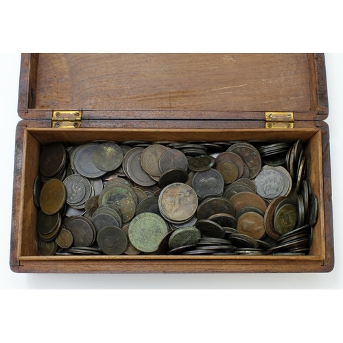 2345 - GB & World Copper & Bronze, ancient to modern, in a decorative wooden box.