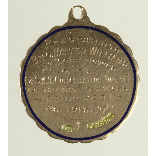 2481 - Railway related - National Union of Railwaymen 9ct. Gold and enamel medal hallmarked T.O. 9.375, Bir... 