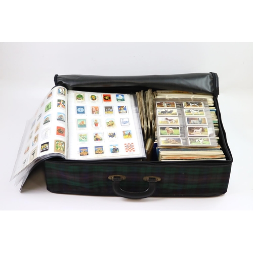 629 - Old suitcase packed with various loose and stuck in cigarette cards, Tea cards and reprint sets. Lar... 