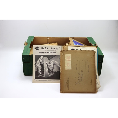 651 - Space interest - banana box full of predominately 1960's American literature including Booklets, Pos... 